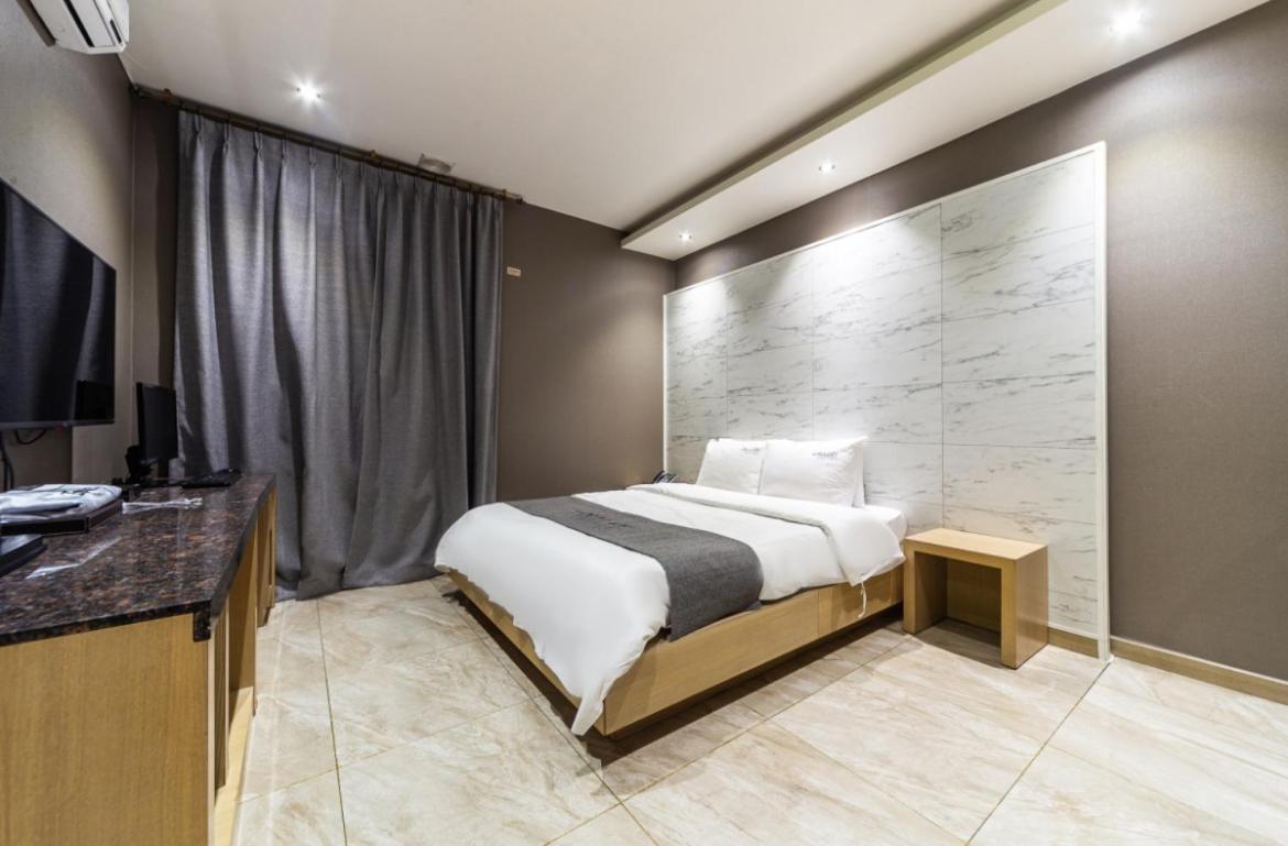 Gallery Hotel Gwangju Metropolitan City Exteriér fotografie